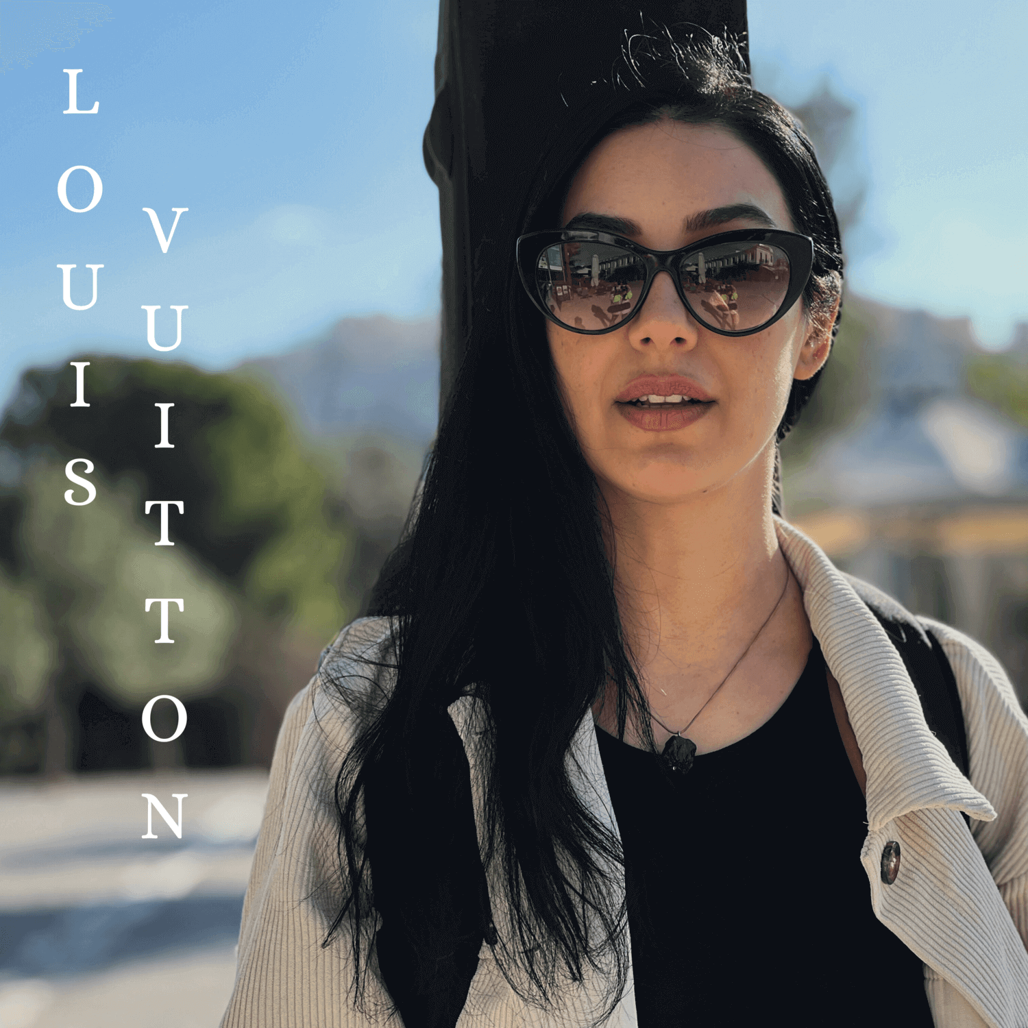 Hellena – ‘LOUIS VUITTON’