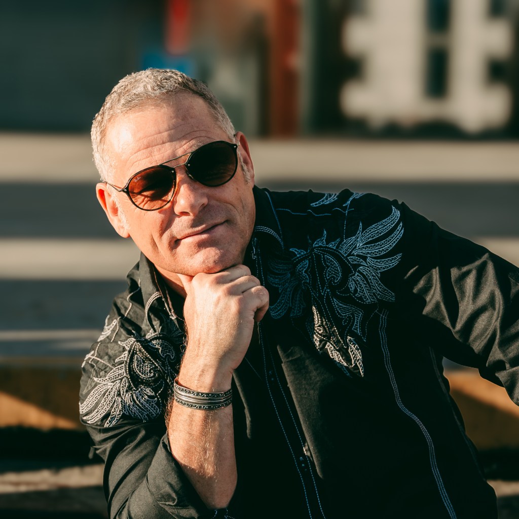 Brock Davis - Nothing Lasts Forever - FVMusicBlog